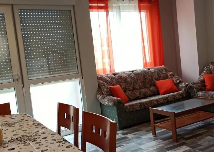 Mar Deluxe Apartment Suances